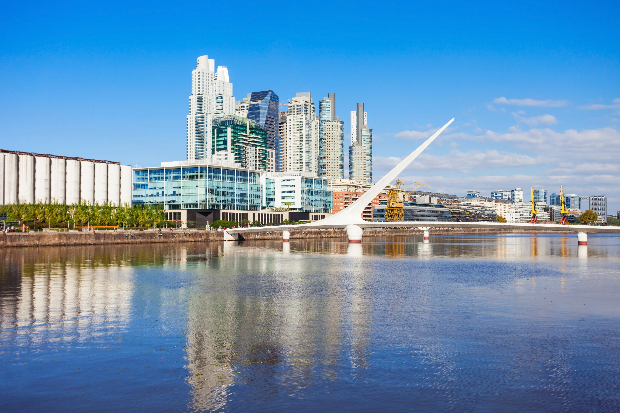 Puerto_Madero[1].webp